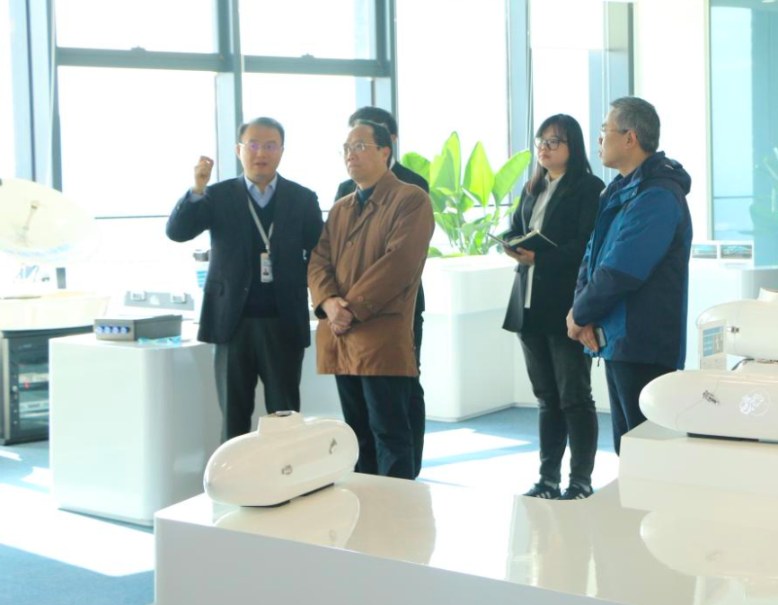 無錫市生態(tài)環(huán)境局領導一行蒞臨普適導航就“低空域巡查系統(tǒng)”開展專項調研(圖1)